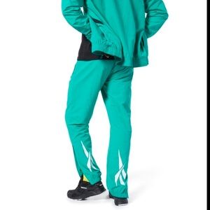 NWT Reebok Vector Emerald Green Track Pants Medium